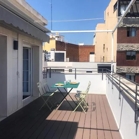 Feelathome Waldorf Suites Apartments-2